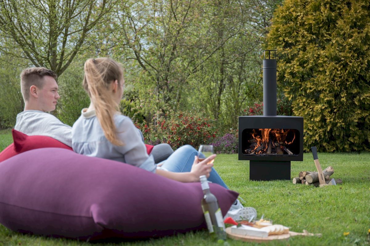 RedFire Jersey XL tuinhaard zwart in gebruik