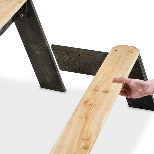 EXIT Aksent zand- water- en picknicktafel - 1 bankje met parasol en tuingereedschap montage