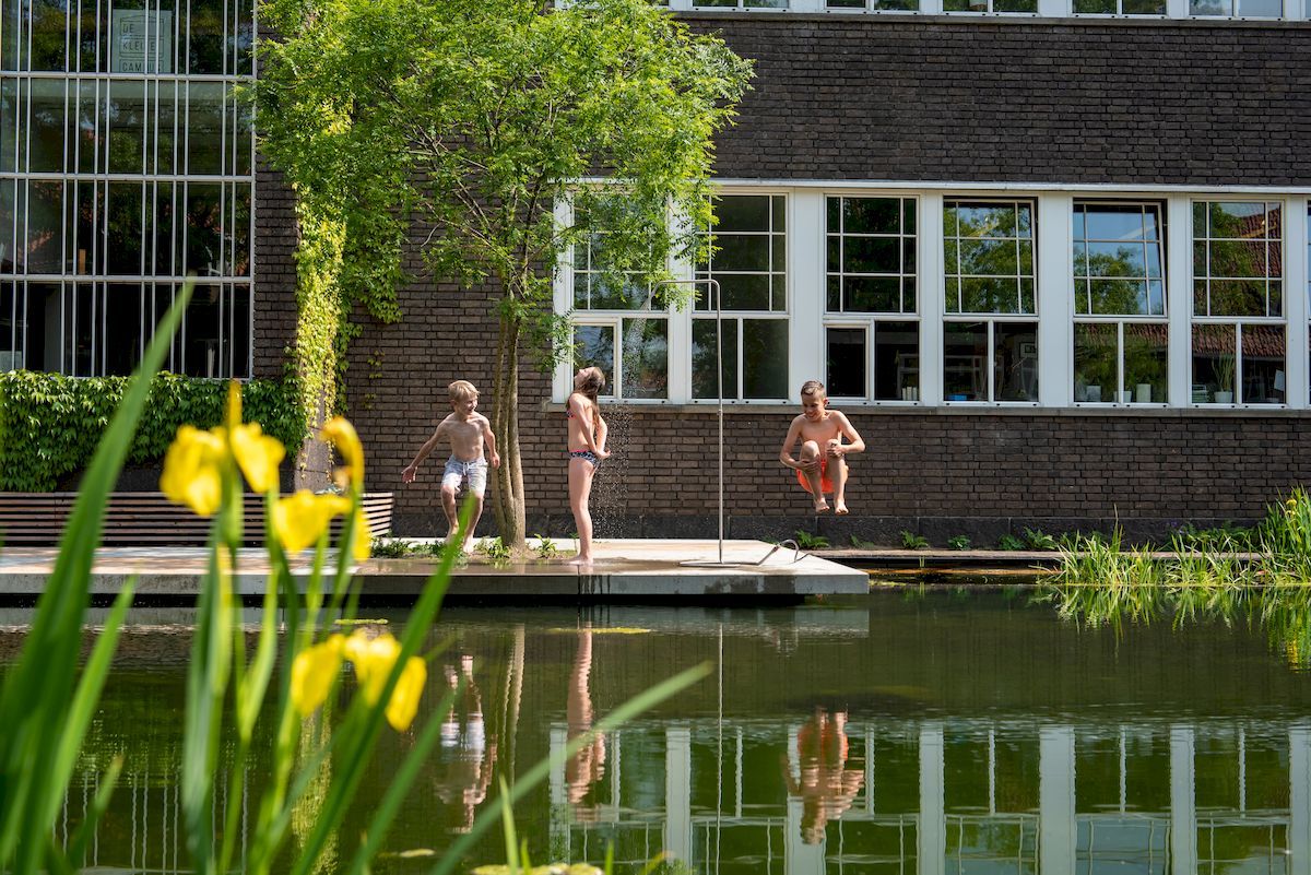 Weltevree Serpentine kinderen spelen