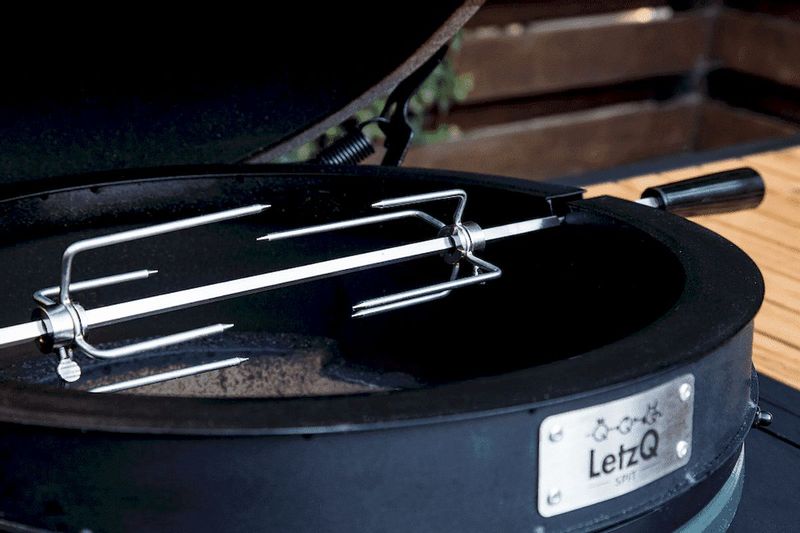 LetzQ spit 13 inch close up