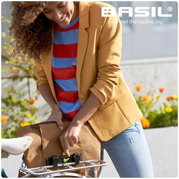 Basil City enkele fietstas - 14-16 liter - Camel bruin - bevestigen