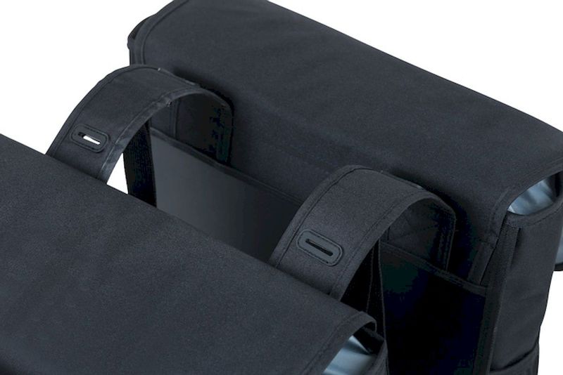 Basil GO dubbele fietstas - 32 liter - Zwart