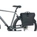 Basil SoHo dubbele fietstas - 41 liter - Zwart - op fiets