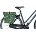 Basil Ever-Green dubbele fietstas - 28/32 liter - Groen op de fiets