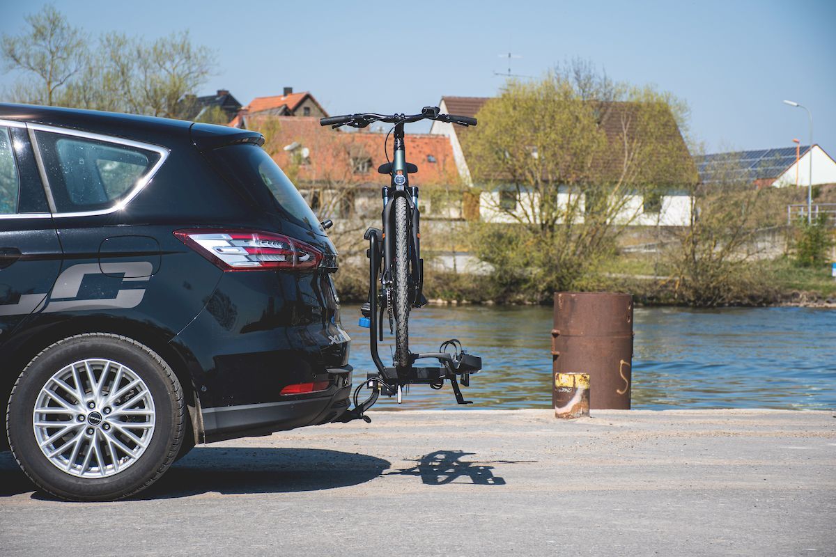 XLC Azura LED 2F Frame 2.0 fietsendrager fiets zijkant