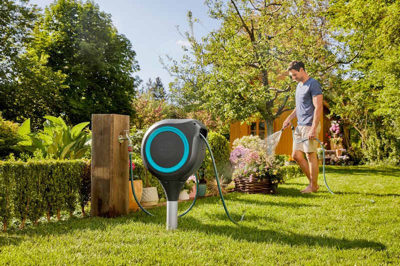 Gardena tuinslangbox RollUp M sfeerbeeld