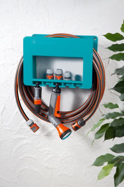 Gardena System slanghouder in gebruik