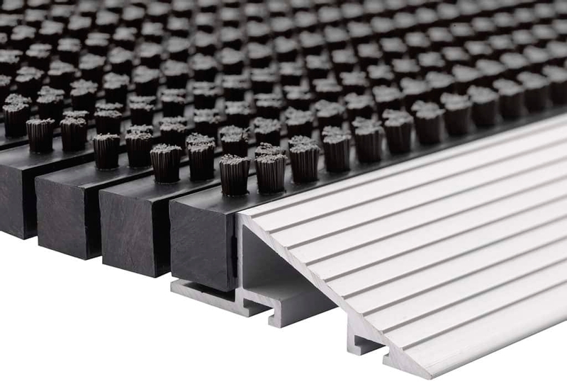 Hamat Outline buitenmat black - 50 x 80 cm product