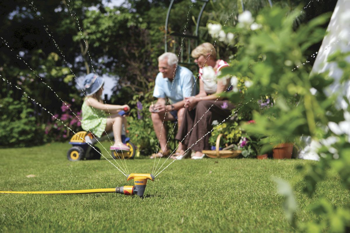 Hozelock Ronde sprinkler cirkelsproeier - sfeerimpressie