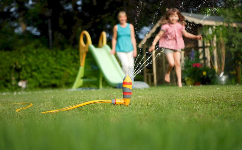 Hozelock Pro cirkelsproeier - sfeerimpressie