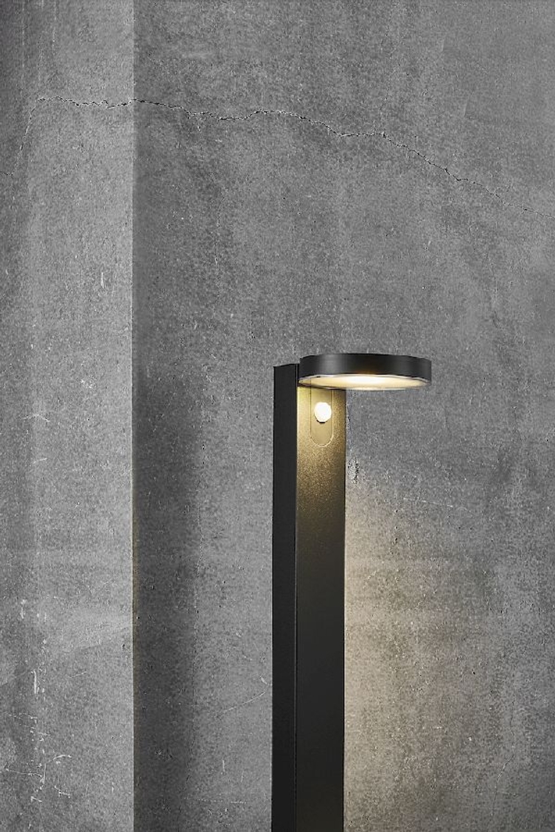 Nordlux Rica solar grondspies - rond, sfeerfoto 1