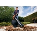Black+Decker GW3030-QS elektrische bladblazer zuigt de bladeren op en vangt deze met de opvangzak op