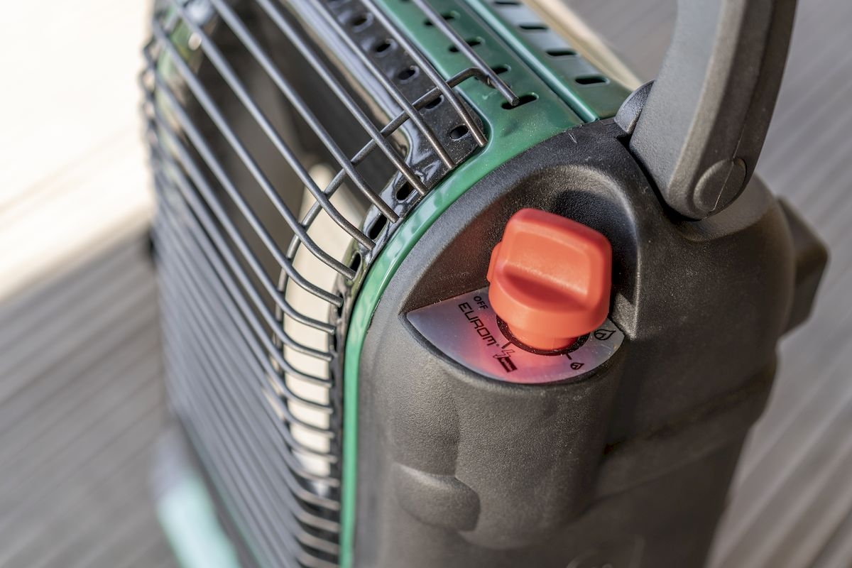 Eurom Outsider straalkachel - bedieningspaneel