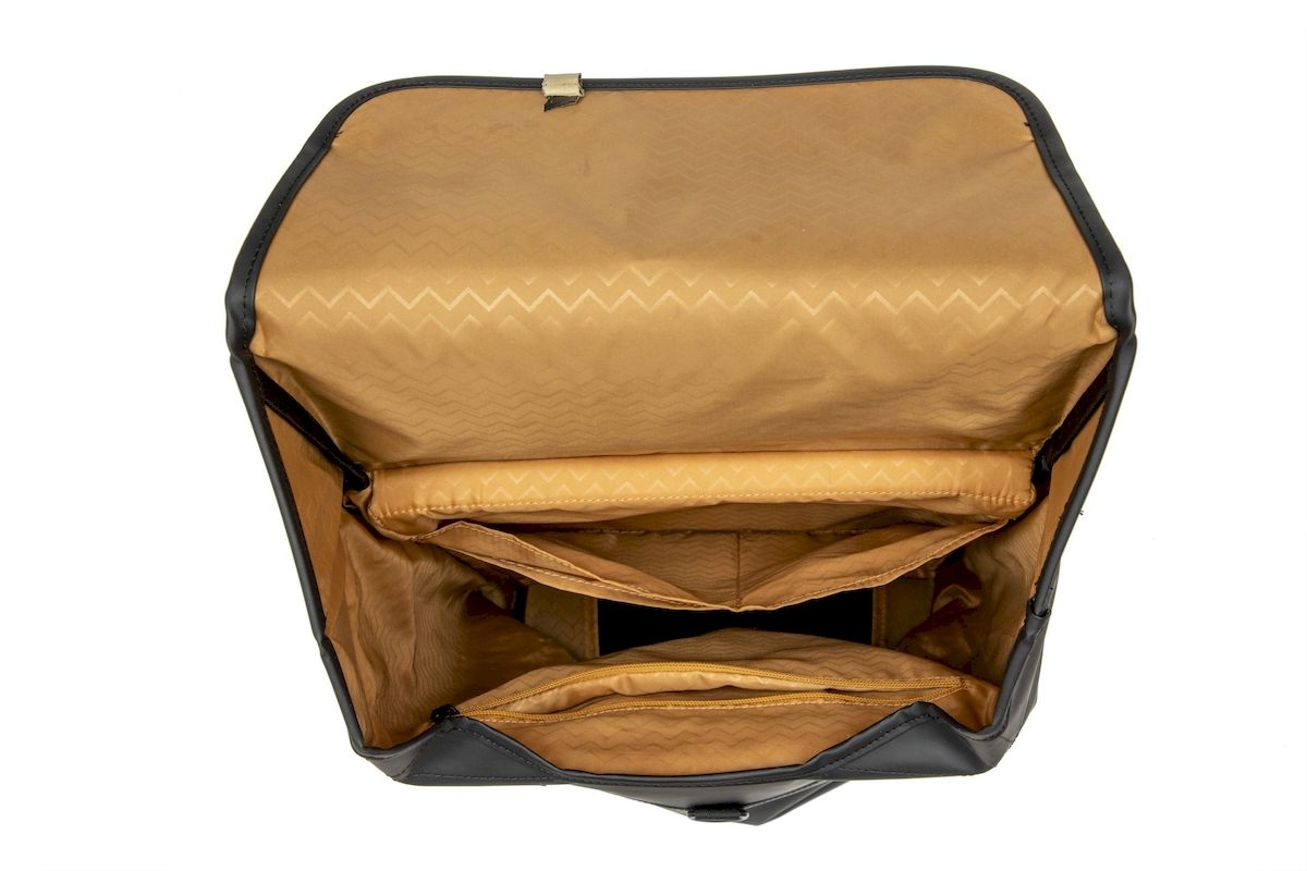 New Looxs Odense fietsrugzak - 18 liter - Zwart - bovenaanzicht