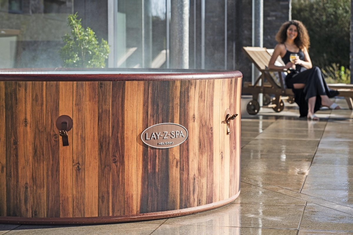 Lay-Z Spa Helsinki Airjet Plus opblaasbare spa - 7 persoons