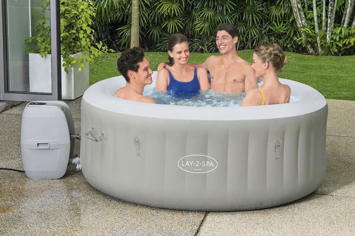 Lay-Z Spa Tahiti AirJet opblaasbare spa - 4 persoons - sfeer