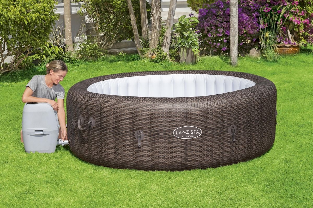 Lay-Z Spa St. Moritz AirJet opblaasbare spa - 7 persoons - installeren