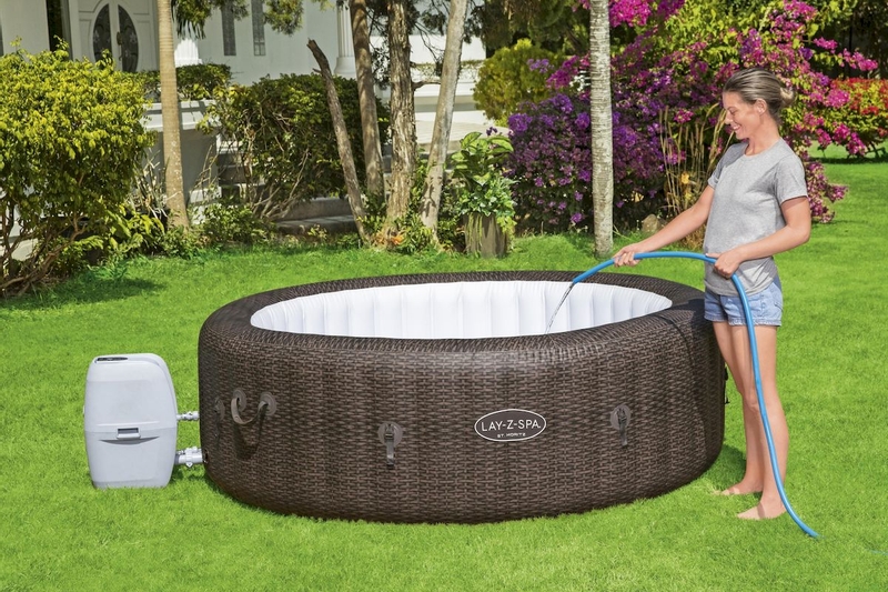 Lay-Z Spa St. Moritz AirJet opblaasbare spa - 7 persoons - vullen