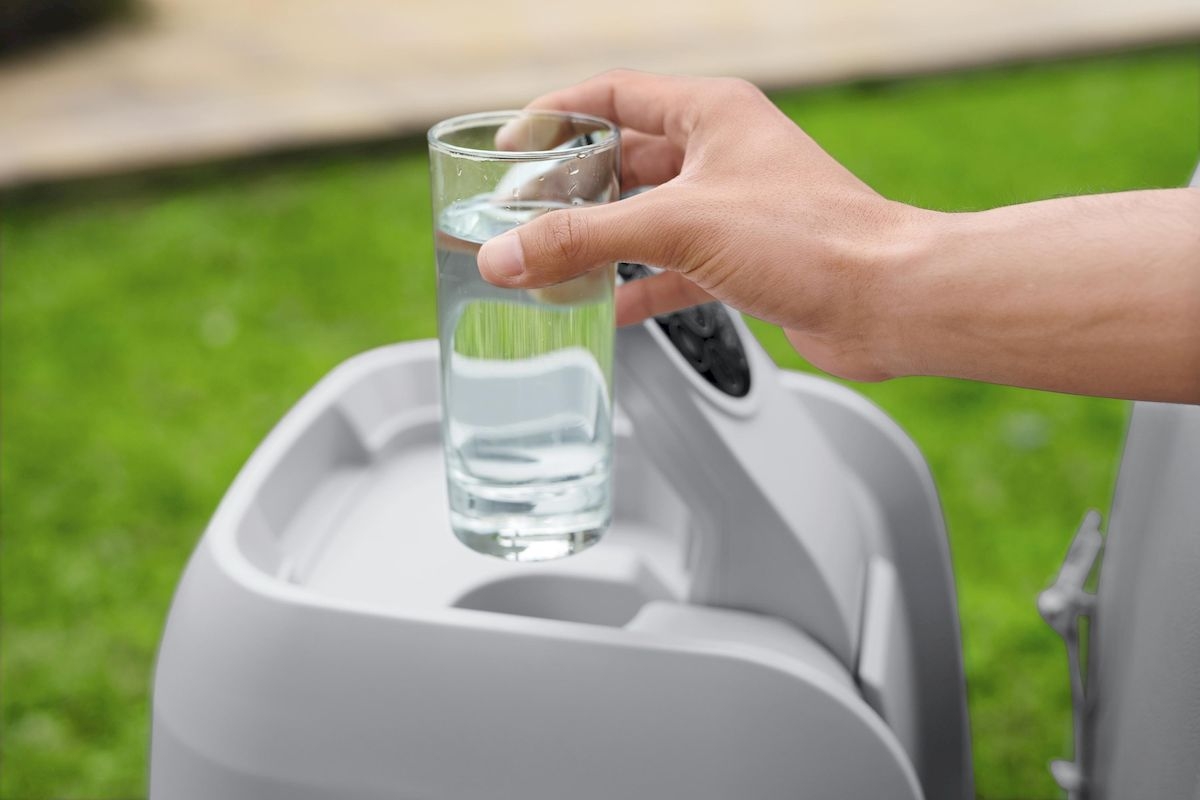 Lay-Z-Spa Grenada AirJet opblaasbare spa - 8 persoons - met bekerhouder