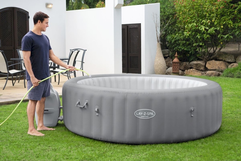 Lay-Z-Spa Grenada AirJet opblaasbare spa - 8 persoons - vullen