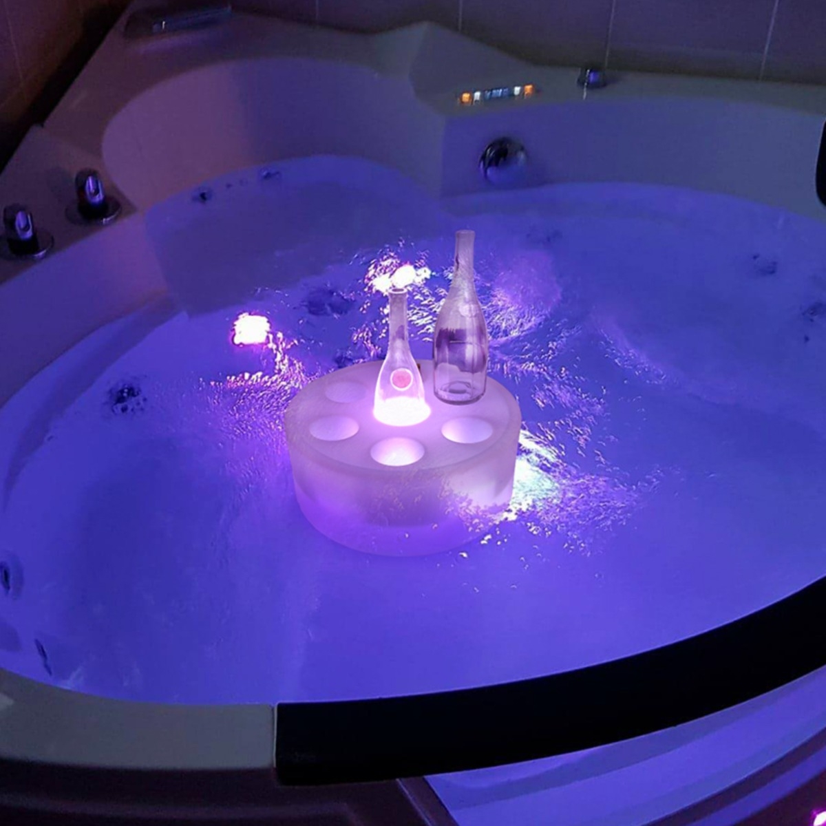 W'eau Drijvende spa bar met ledverlichting