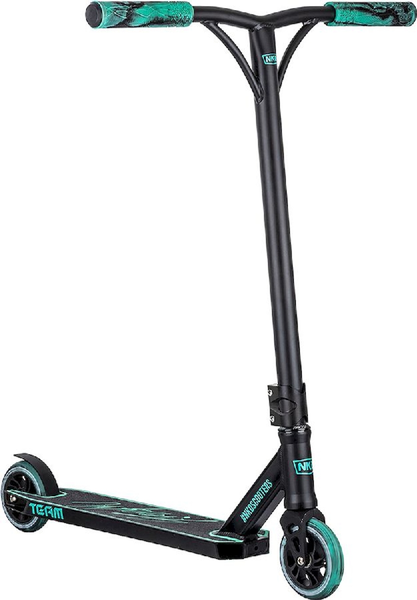 NKD Team stuntstep - Zwart/Groen