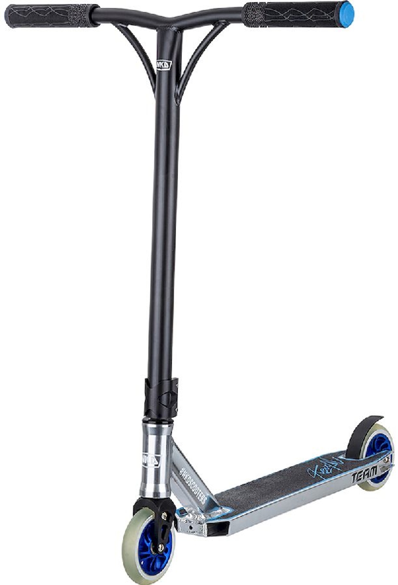 NKD Team stuntstep - Zwart/Blauw