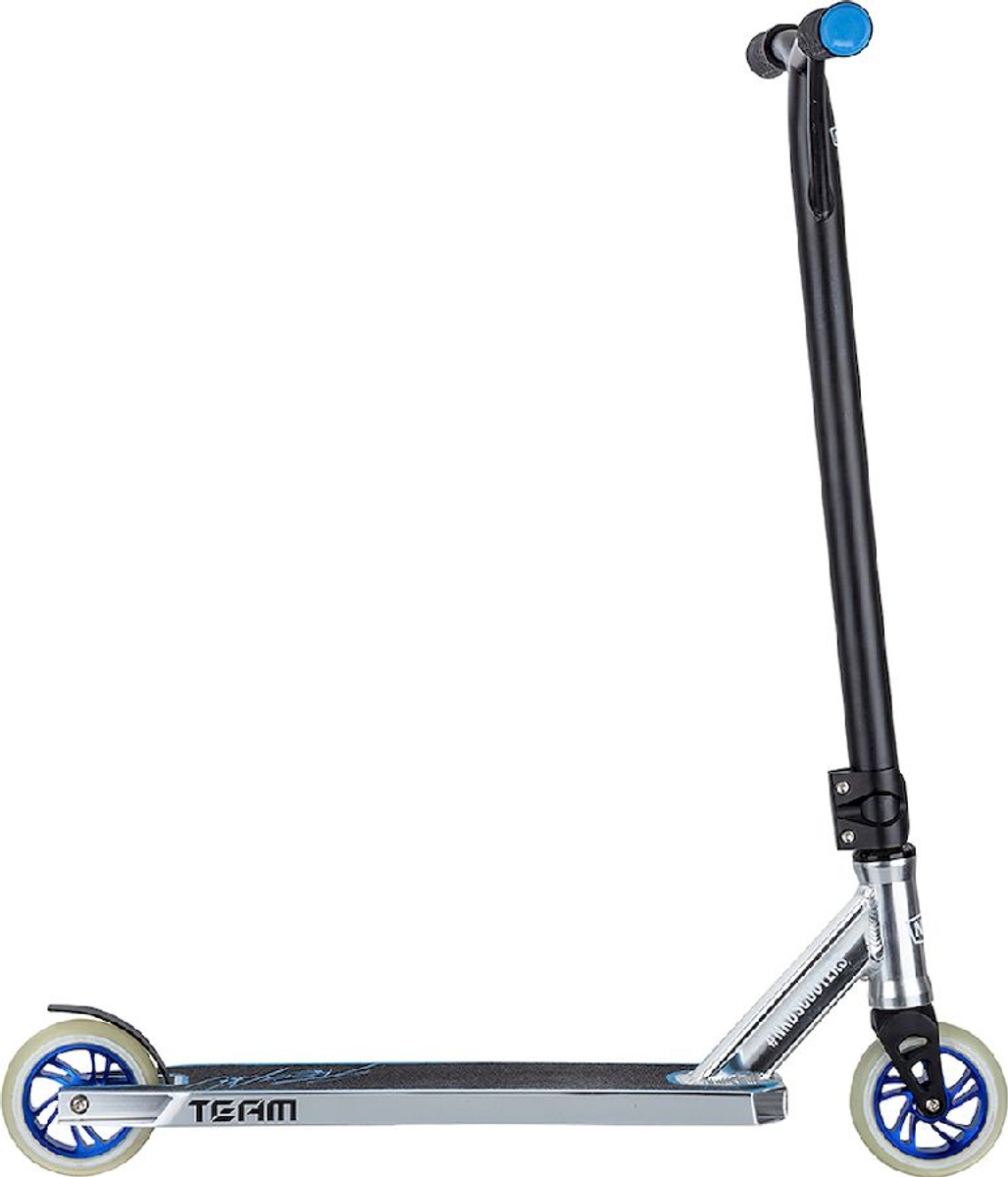 NKD Team stuntstep - Zwart/Blauw