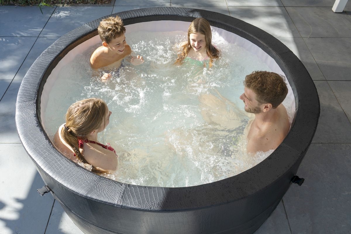 EXIT Leather Premium opbouw spa - 6 persoons sfeer boven