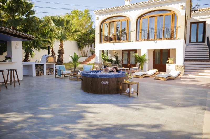 Lay-Z Spa Toronto AirJet Plus opbouw spa - 7 persoons