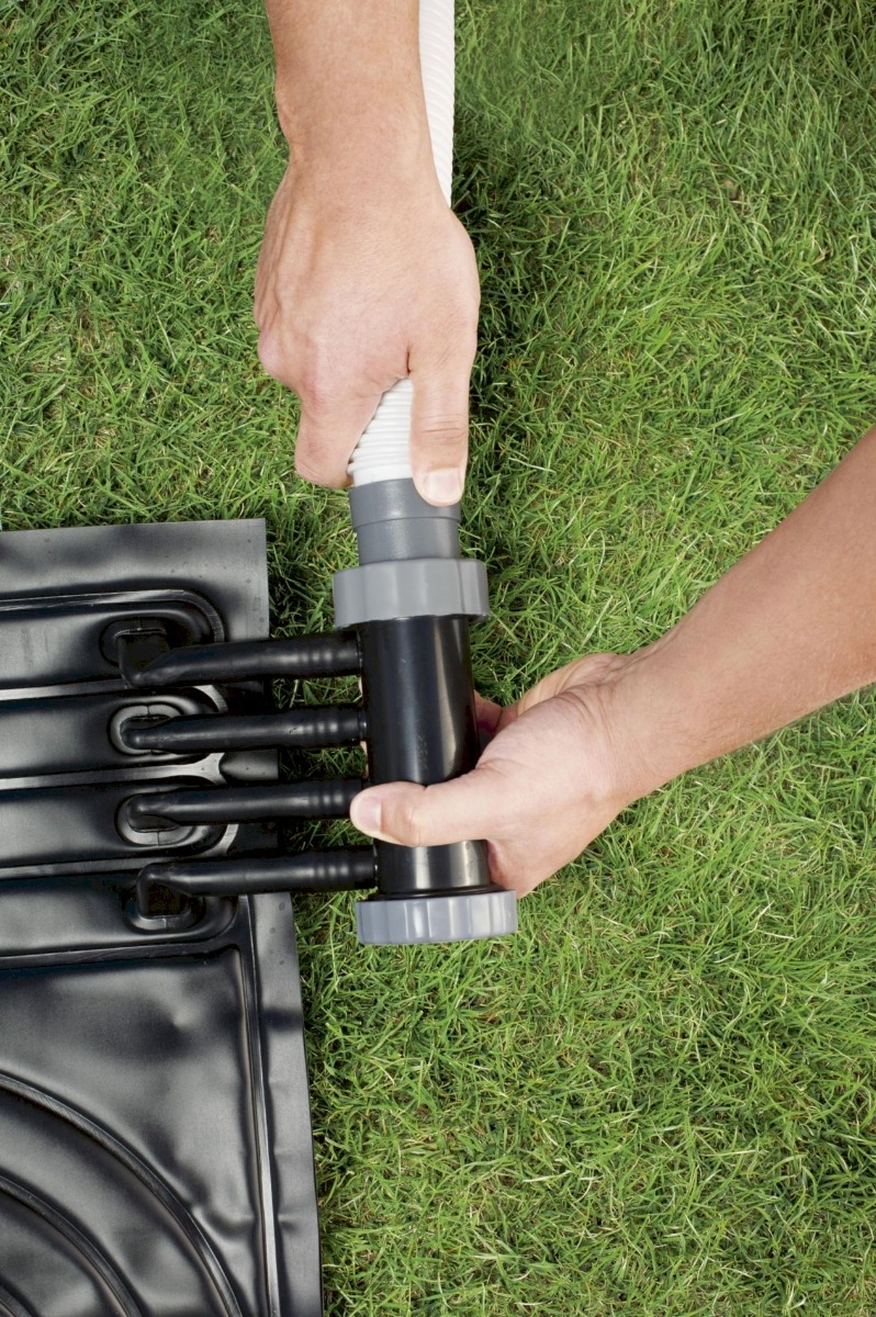 Bestway solar mat aansluiten