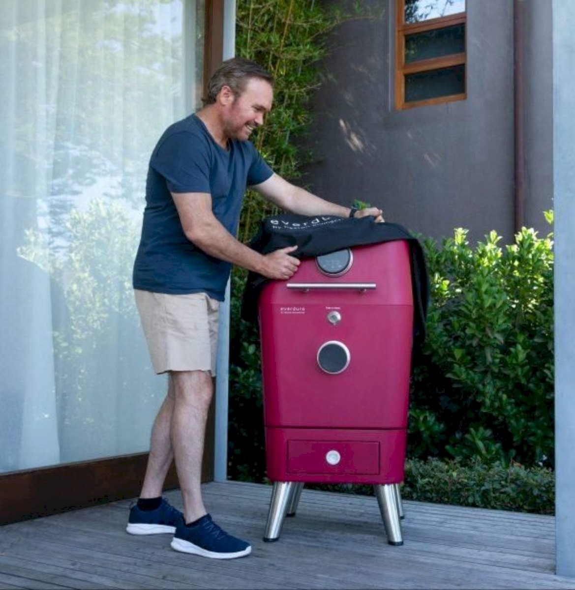 Everdure 4K beschermhoes sfeer