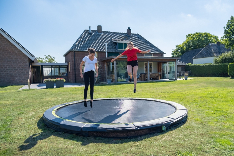 Exit Silhouette Inground Sports trampoline - Ø 244 cm - Zwart