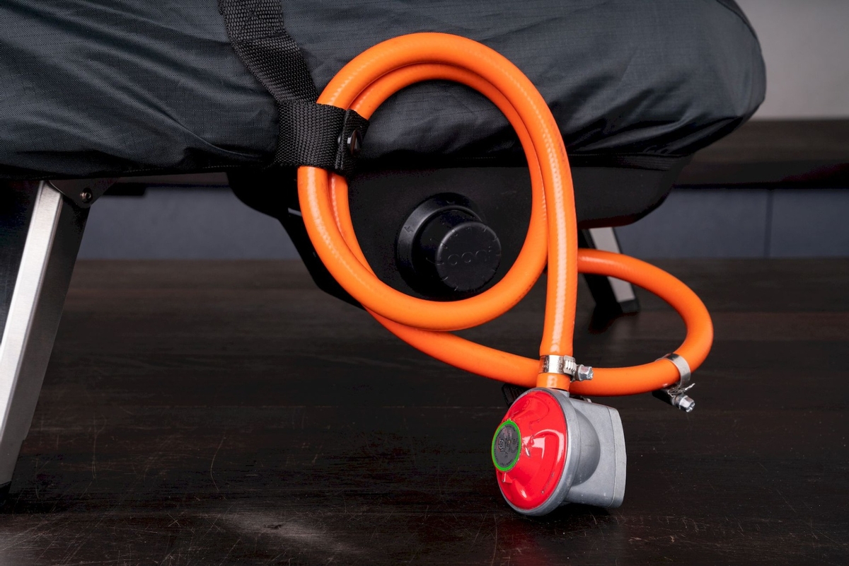 Ooni beschermhoes voor pizzaoven Koda 16 - gasslang bevestiging