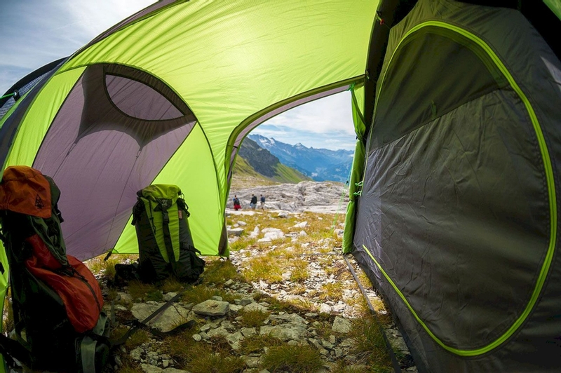 Coleman Laramie 3 BlackOut Tent 