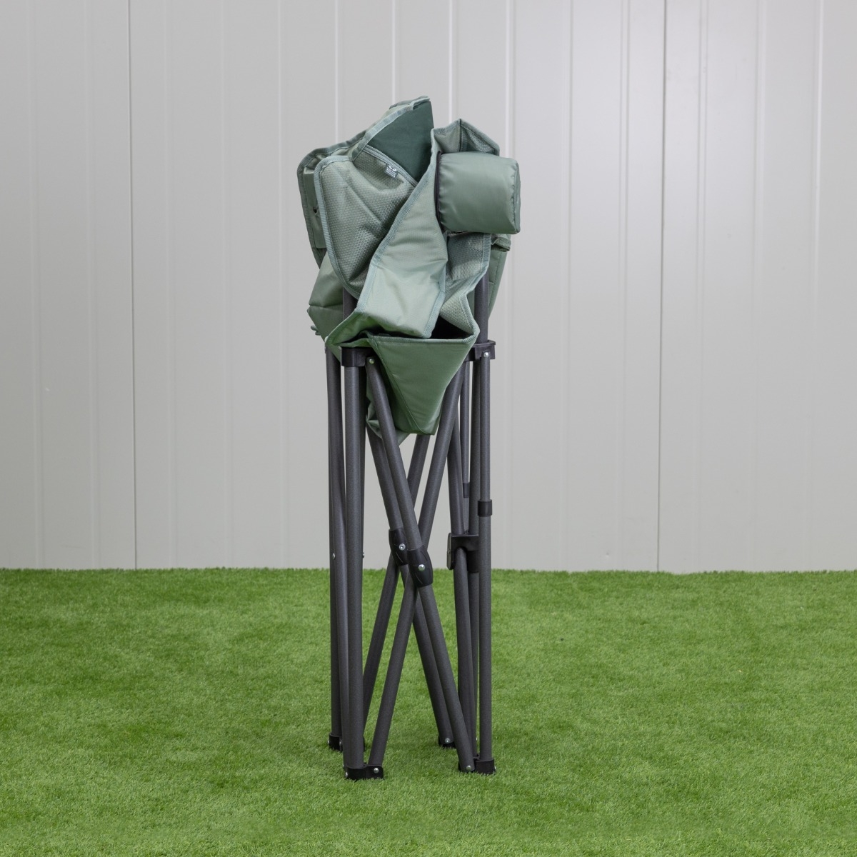 Dometic Duro 180 Redux - opvouwbare campingstoel
ingeklapt 