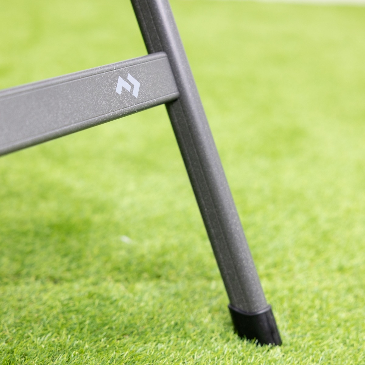 Dometic Luxury Firenze - standenstoel
detail poot