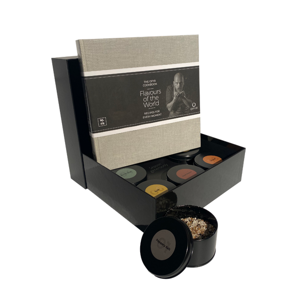 OFYR Kookboek ''Flavours of the World'' NL-FR inclusief 8 kruidenmixen