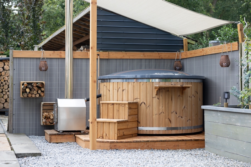 Houtgestookte hottub Extern met filteraansluiting - 4-6 personen - Grijs