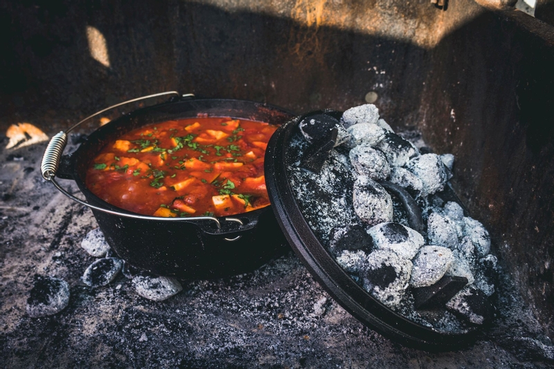 The Windmill Dutch Oven met pootjes - 3,8 liter
