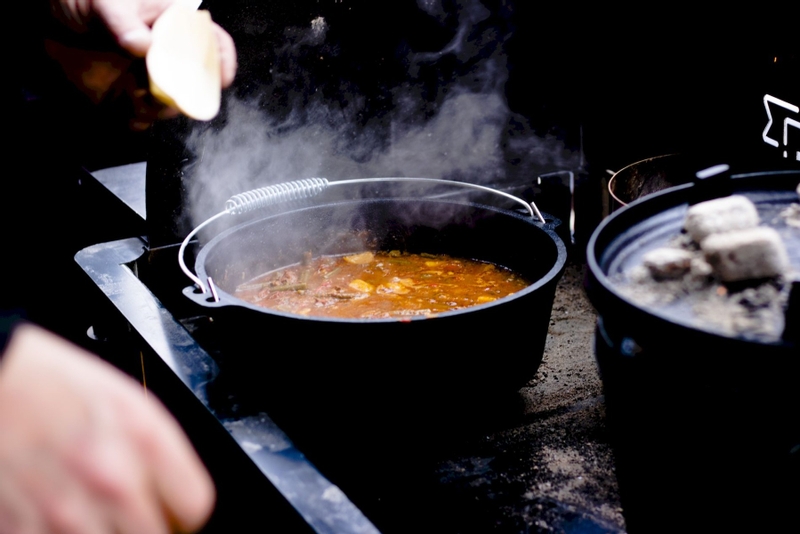 The Windmill Dutch Oven met pootjes - 5,9 liter