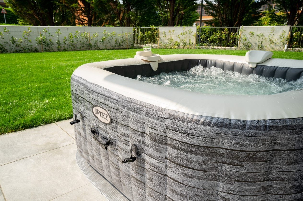 Intex Pure Spa Greystone Deluxe opblaasbare spa - 4 persoons