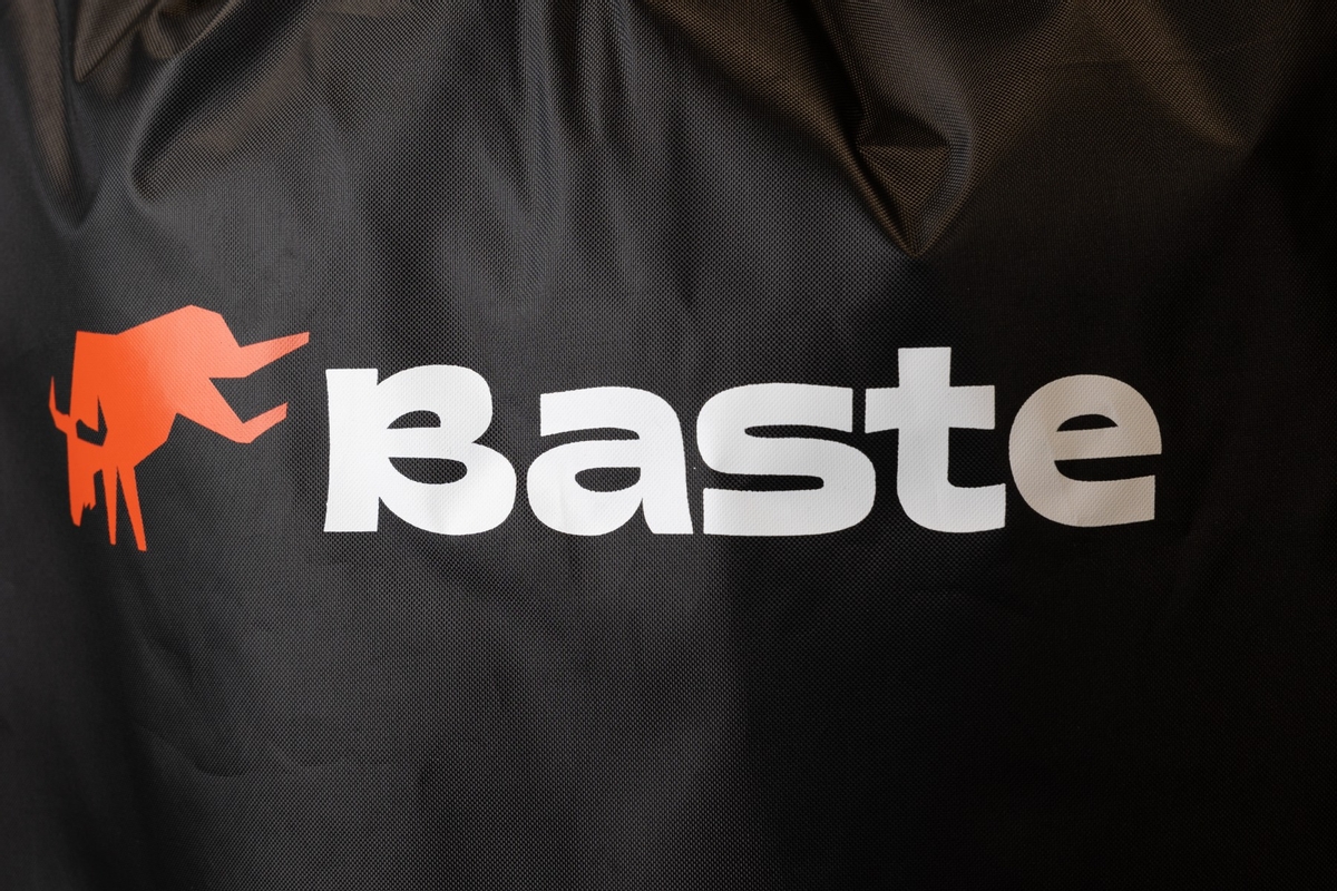 BASTE Kamado 18 inch beschermhoes
