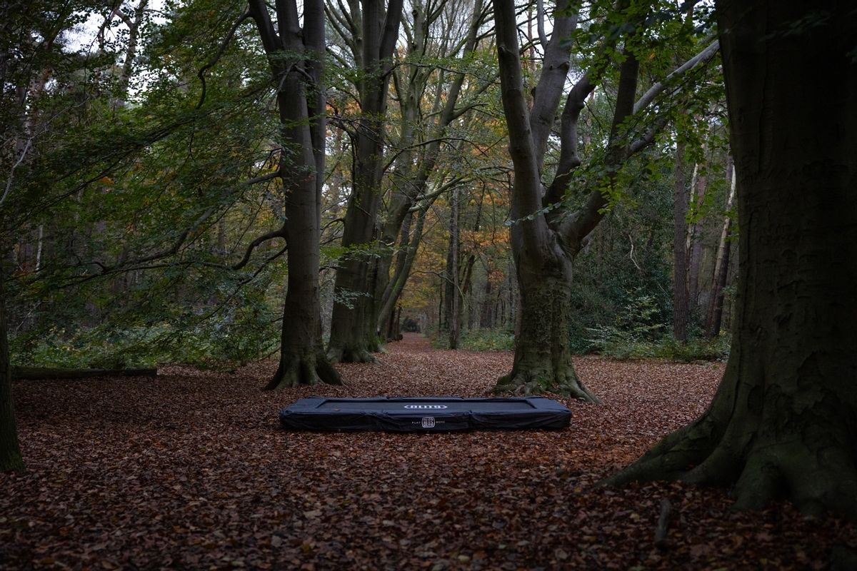 BLITS Urban Sports inground trampoline - 366 x 244 cm - Zwart