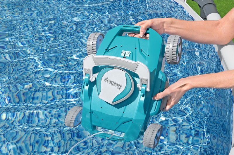 Bestway Aquatronix G200 zwembadrobot met accu - sfeer