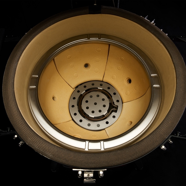 Kamado Joe Konnected Joe barbecue - binnenkant