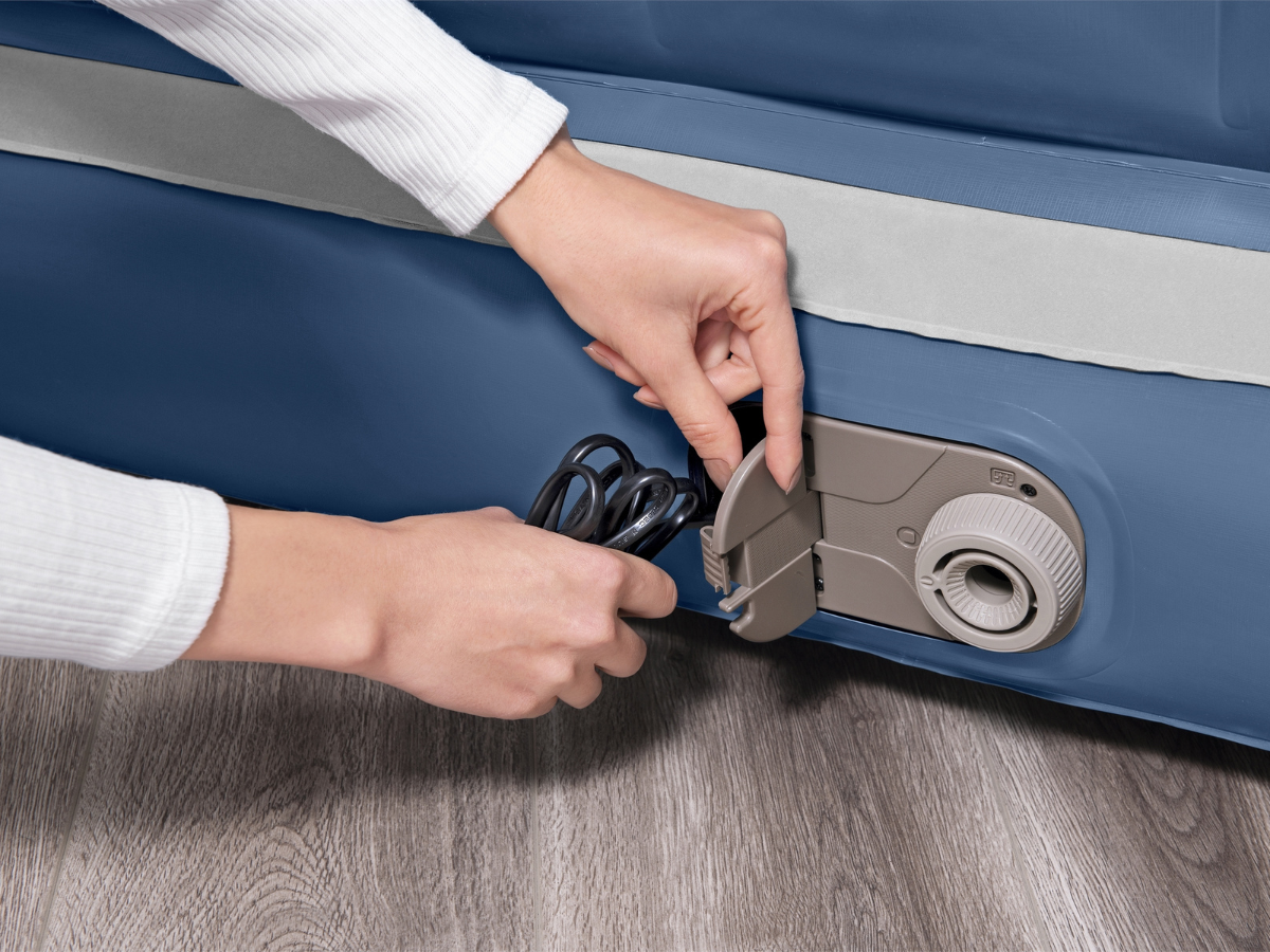 Bestway 3-in-1 Opblaasbare Bank met ingebouwde pomp