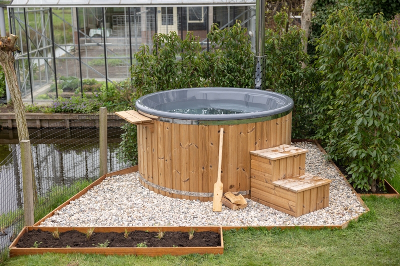 Houtgestookte hottub Intern - rond - 3-4 personen - Wit