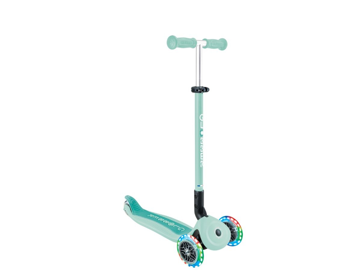 Globber Go Up Active Lights step - Mint