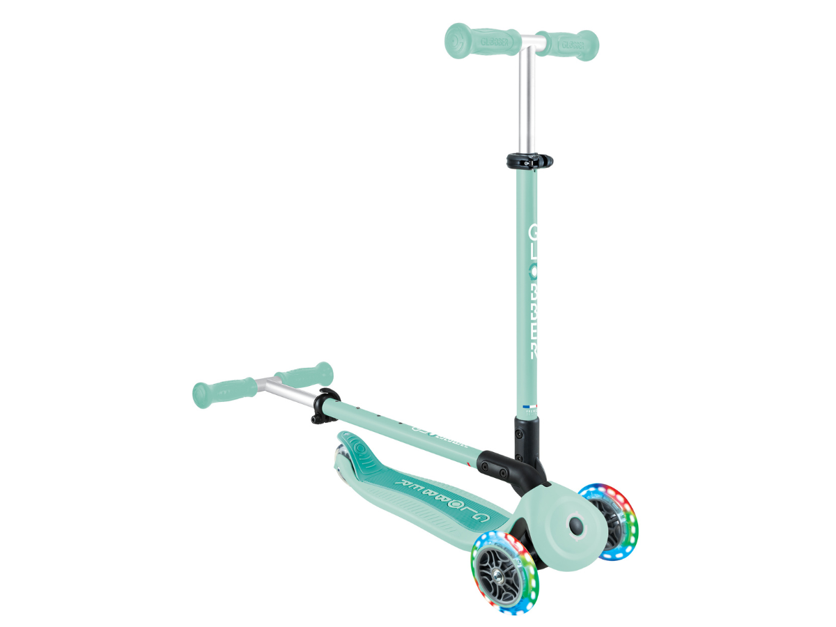 Globber Go Up Active Lights step - Mint